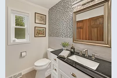 10270 N Range Line Ct, Mequon, WI 53092 - Photo 21