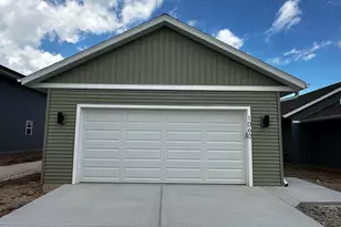 1060 Wipple Way, Sheboygan Falls, WI 53085 - Photo 27