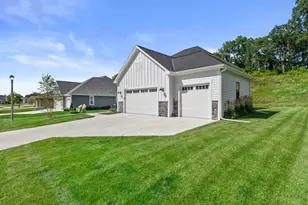 N69W23598 N Donna Dr, Sussex, WI 53089 - Photo 53