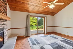 S69W32666 Westgate Dr, Mukwonago, WI 53149 - Photo 7