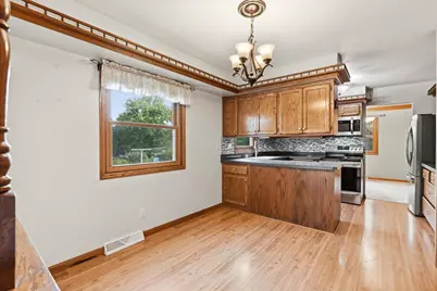 S69W32666  Westgate Dr, Mukwonago, WI 53149 - Photo 11