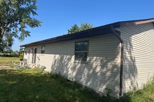 W7673 Castle Mound Rd, Holland, WI 54636 - Photo 3