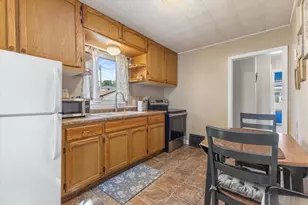 809 S 113th St, West Allis, WI 53214 - Photo 7