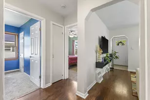 809 S 113th St, West Allis, WI 53214 - Photo 11