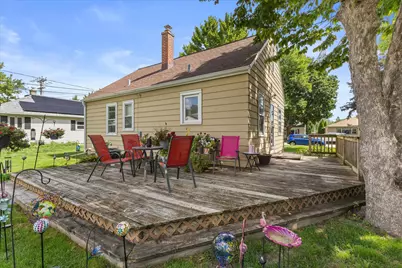 809 S 113th St, West Allis, WI 53214 - Photo 27