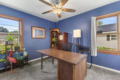 809 S 113th St, West Allis, WI 53214 - Photo 15