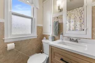 809 S 113th St, West Allis, WI 53214 - Photo 17