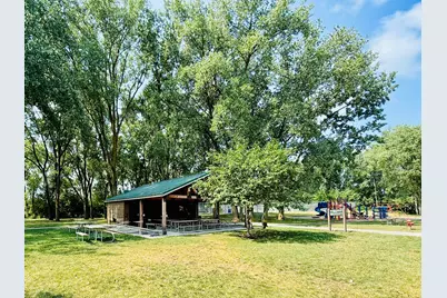1745 S Carriage Ln, New Berlin, WI 53151 - Photo 21