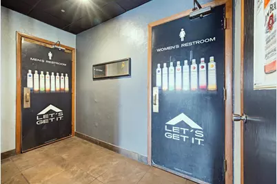 8775 N 107th St, Milwaukee, WI 53224 - Photo 25