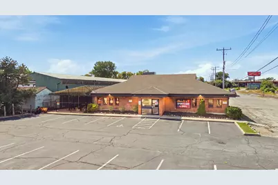 8775 N 107th St, Milwaukee, WI 53224 - Photo 35