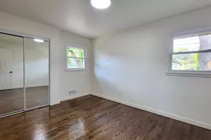6925 N Darien St, Milwaukee, WI 53209 - Photo 21