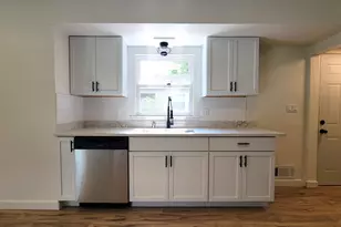 6925 N Darien St, Milwaukee, WI 53209 - Photo 7