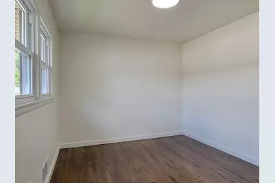 6925 N Darien St, Milwaukee, WI 53209 - Photo 11