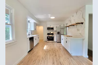 6925 N Darien St, Milwaukee, WI 53209 - Photo 5