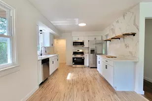 6925 N Darien St, Milwaukee, WI 53209 - Photo 5