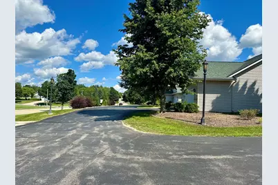 273  Cardinal Ln, Hartland, WI 53029 - Photo 35