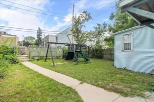 2829 W Juneau Ave, Milwaukee, WI 53208 - Photo 27