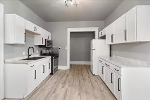 2829 W Juneau Ave, Milwaukee, WI 53208 - Photo 17