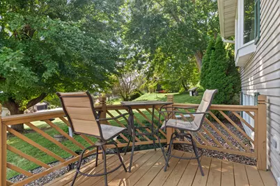 727  4th St, La Crescent, MN 55947 - Photo 21