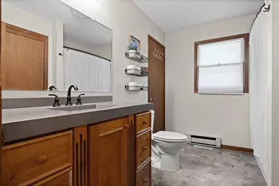 727  4th St, La Crescent, MN 55947 - Photo 13