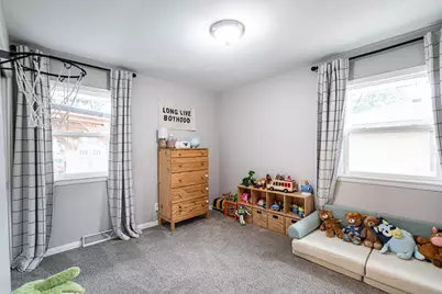 10321 W Manitoba St, West Allis, WI 53227 - Photo 19