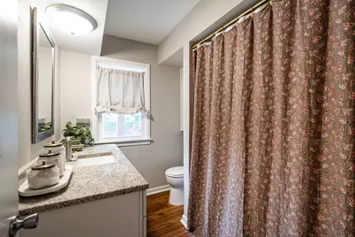 10321 W Manitoba St, West Allis, WI 53227 - Photo 23