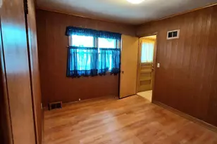 700 E Chateau Pl, Whitefish Bay, WI 53217 - Photo 21
