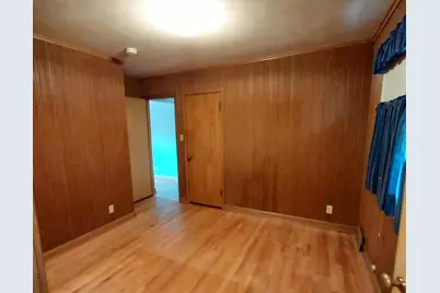 700 E Chateau Pl, Whitefish Bay, WI 53217 - Photo 19