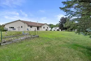 W2419 Falcon Ct, Buchanan, WI 54915 - Photo 33