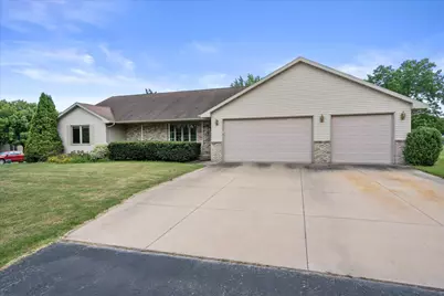 W2419  Falcon Ct, Buchanan, WI 54915 - Photo 37