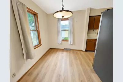 5943 N 72nd St, Milwaukee, WI 53218 - Photo 13