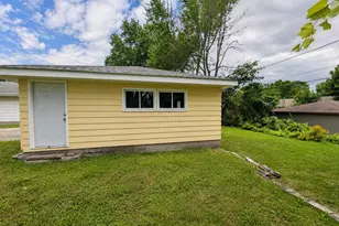 5943 N 72nd St, Milwaukee, WI 53218 - Photo 39