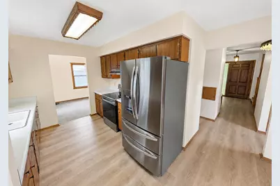 5943 N 72nd St, Milwaukee, WI 53218 - Photo 11