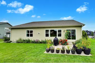 7884  Fredericksburg Ct, Bristol, WI 53104 - Photo 41