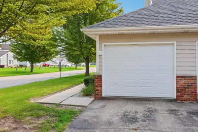 509  Lawson School Rd #4, Delavan, WI 53115 - Photo 27