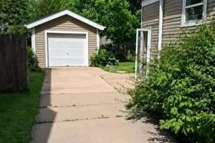 4321 N Murray Ave, Shorewood, WI 53211 - Photo 5