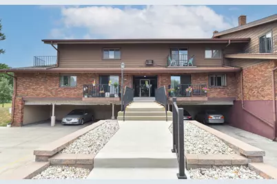 3935 S 84th St #4, Greenfield, WI 53228 - Photo 27