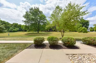 3935 S 84th St, Greenfield, WI 53228 - Photo 7