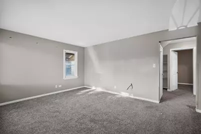 4727 N 22nd St, Milwaukee, WI 53209 - Photo 5