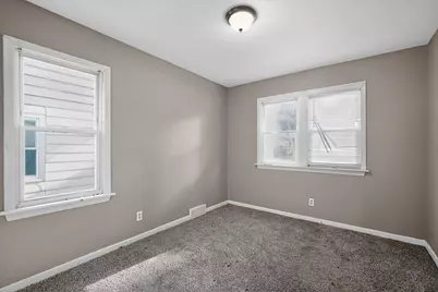 4727 N 22nd St, Milwaukee, WI 53209 - Photo 13