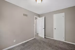 4727 N 22nd St, Milwaukee, WI 53209 - Photo 15