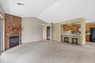 961 Spring Ct, Newburg, WI 53095 - Photo 11