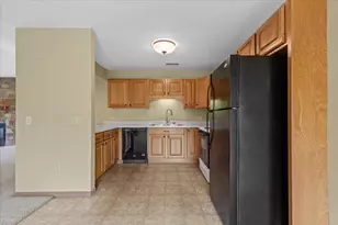 961 Spring Ct, Newburg, WI 53095 - Photo 17