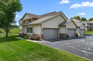 961 Spring Ct, Newburg, WI 53095 - Photo 33