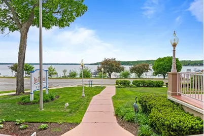 335  Wrigley Dr #413, Lake Geneva, WI 53147 - Photo 11
