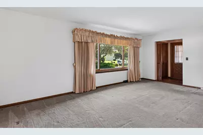 12945 W Brentwood Dr, New Berlin, WI 53151 - Photo 27