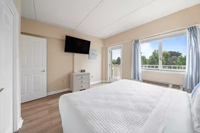 335  Wrigley Dr #412, Lake Geneva, WI 53147 - Photo 9