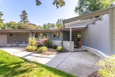 11400 N Mulberry Dr, Mequon, WI 53092 - Photo 5