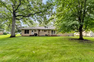216 E Elm St, Salem Lakes, WI 53170 - Photo 43