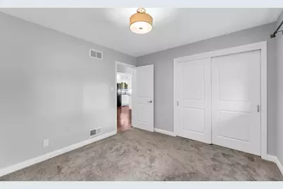 216 E Elm St, Silver Lake, WI 53170 - Photo 25